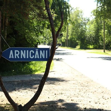 Viesu Maja Arnicani Ragaciems Exterior foto